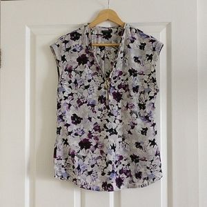 Dynamite purple floral sleeveless top 💜